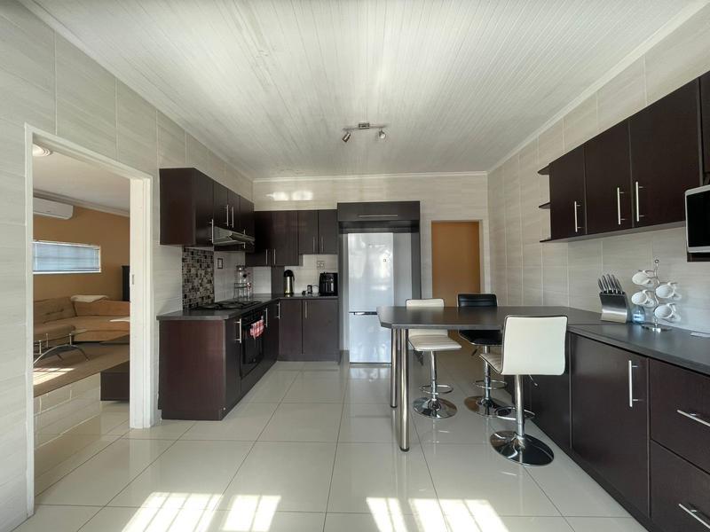 4 Bedroom Property for Sale in Newton Park Eastern Cape